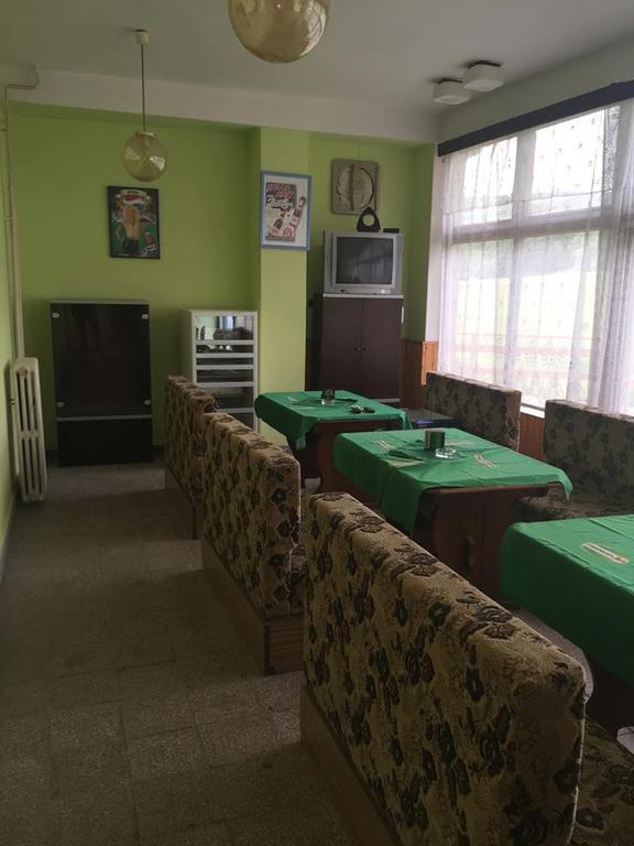 Turisticka Ubytovna Hotel Divín المظهر الخارجي الصورة